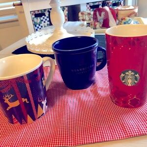 3 STARBUCKS CUPS